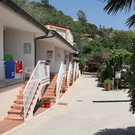 Hotel Quattro Scogli Villaggio 3*