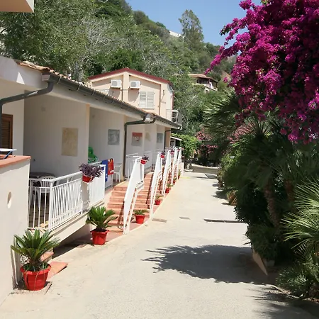 Quattro Scogli Villaggio Capo Vaticano