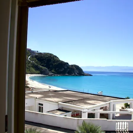 Hotel Villaggio Quattro Scogli 3*