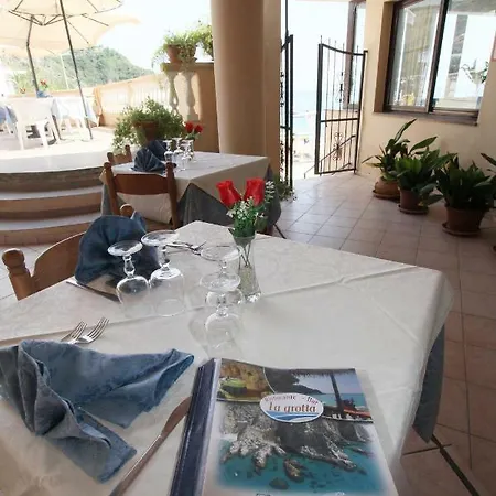Hotel Villaggio Quattro Scogli Capo Vaticano