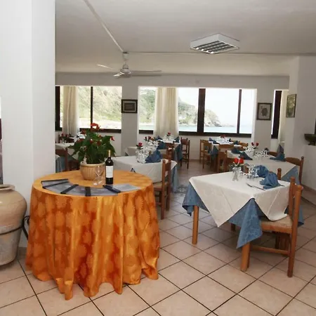 Villaggio Quattro Scogli 3*