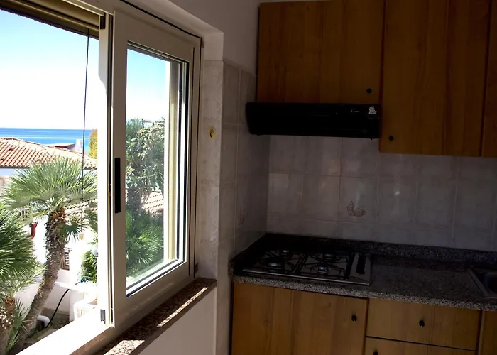 酒店 Villaggio Quattro Scogli 3*